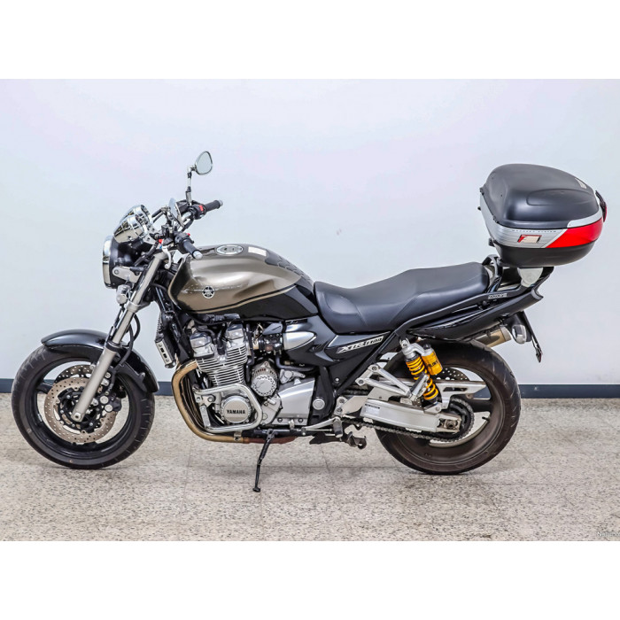 Крепеж центрального кофра GIVI 361F Yamaha XJR 1300 (07-14)