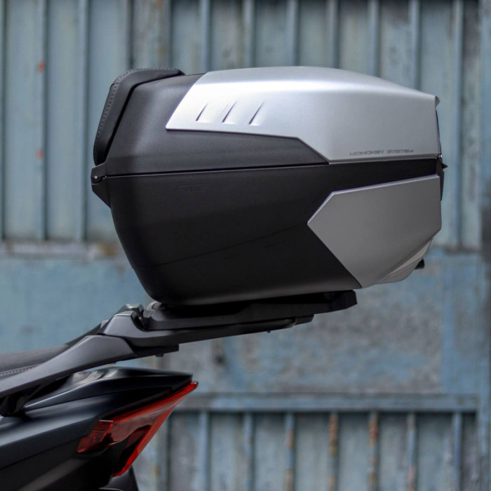 Спинка GIVI E235S-2 для кофров серий V49, V58, MAXIA 5