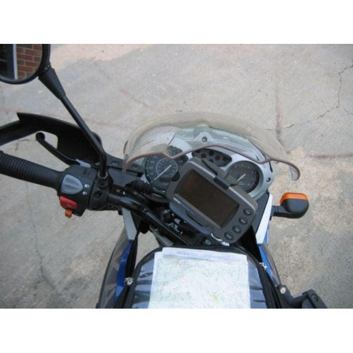 Стекло ветровое GIVI D331ST BMW F650GS (04-07)