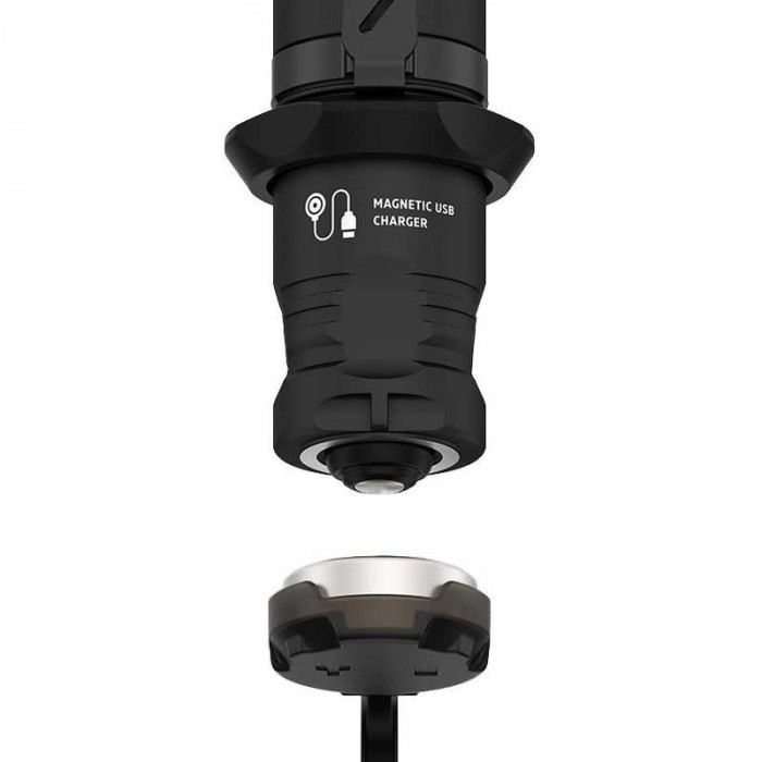 Фонарь тактический Armytek Predator Pro Magnet USB (F07301W)