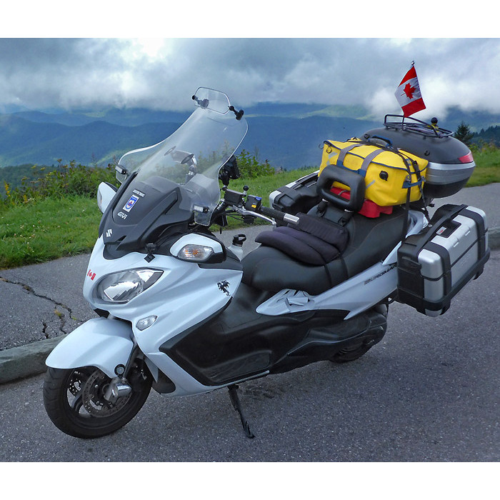 Крепеж центрального кофра GIVI SR3104 Suzuki Burgman 650/650 Executive