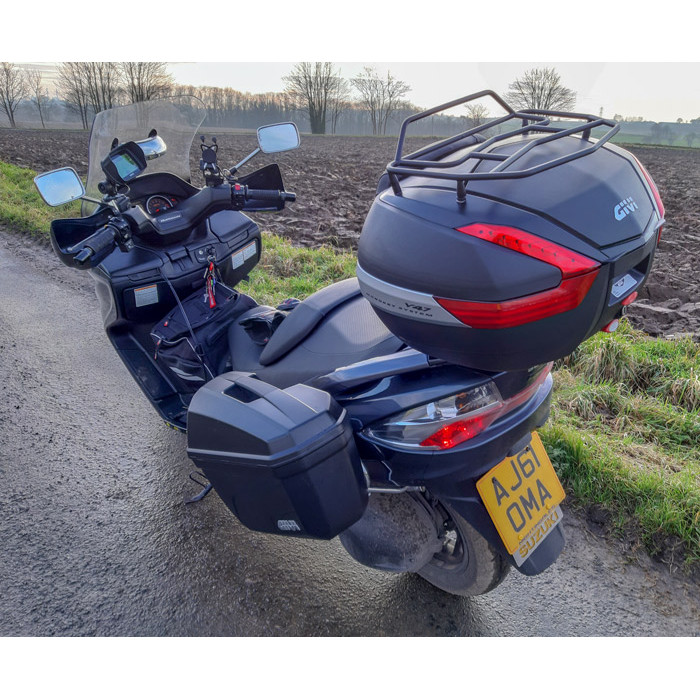 Крепеж центрального кофра GIVI SR3104 Suzuki Burgman 650/650 Executive