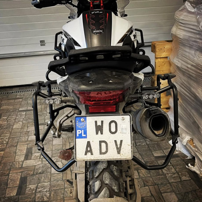 Крепление кофра GIVI PL8712 BENELLI TRK502 2021