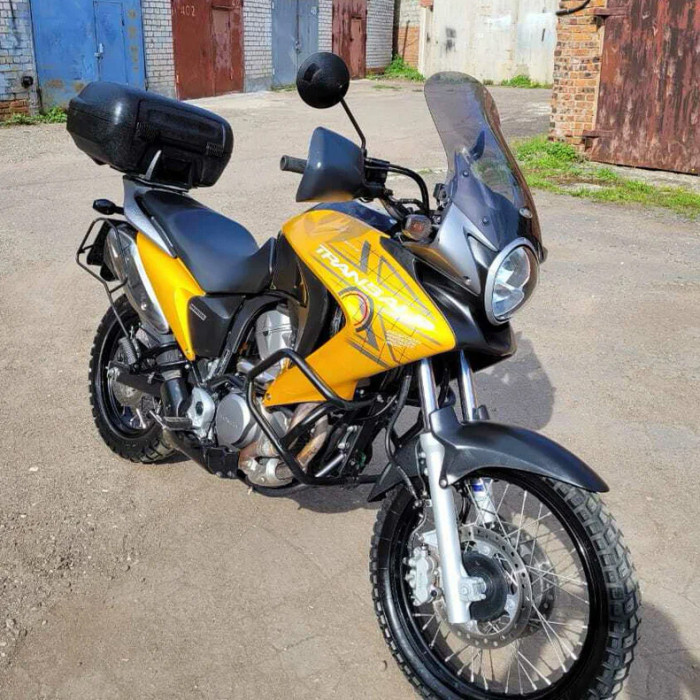 Стекло ветровое GIVI D313S Honda XL700V Transalp (08-13)