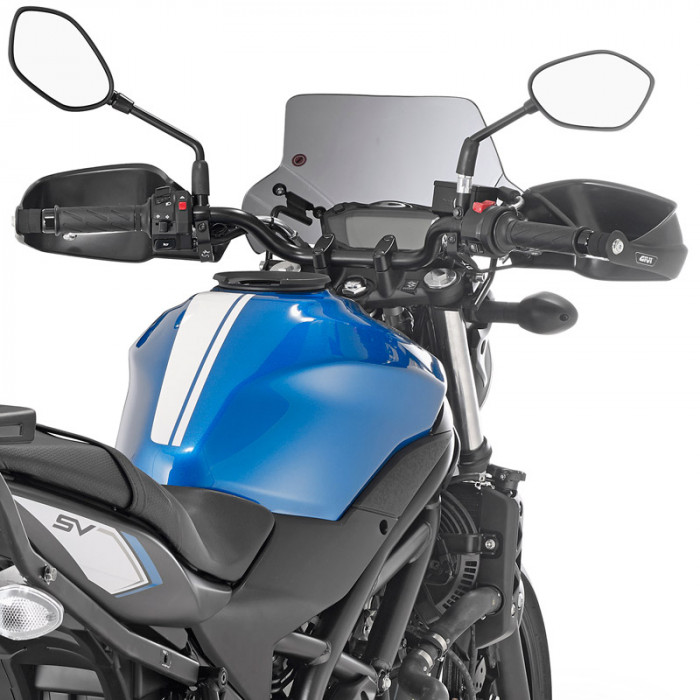 Стекло ветровое GIVI A3111 Suzuki SV650 (16-18)