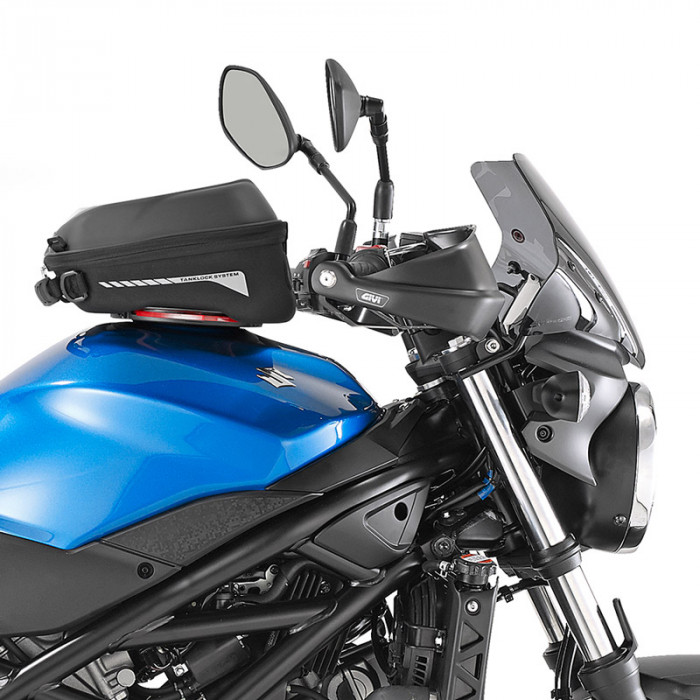 Стекло ветровое GIVI A3111 Suzuki SV650 (16-18)