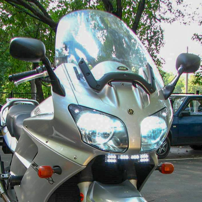 Стекло ветровое GIVI D134ST Yamaha FJR 1300 (01-05)
