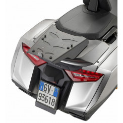 Крепеж центрального кофра GIVI SRA1172 GL 1800 Gold Wing (18 > 24)