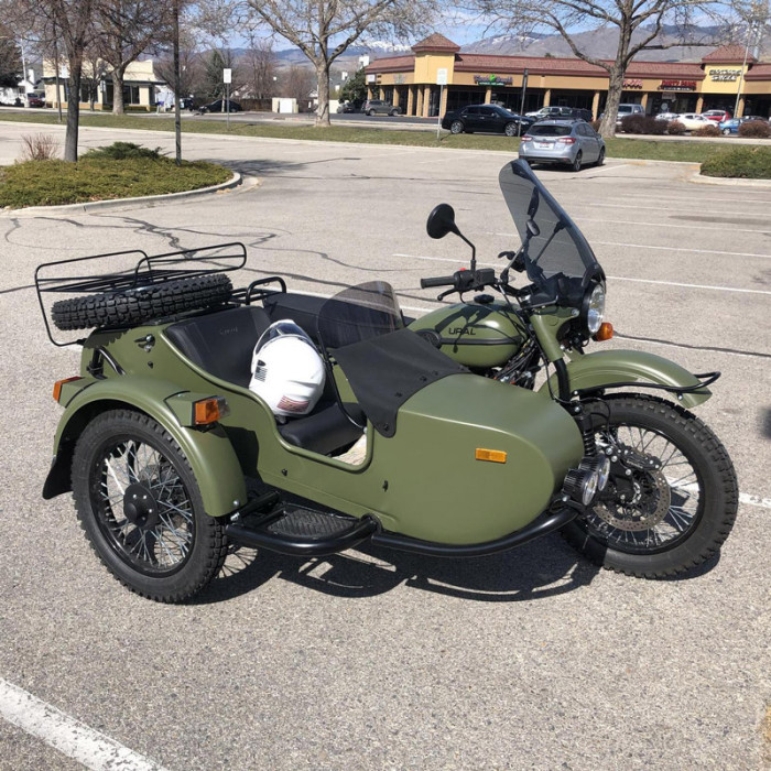 Стекло ветровое универсальное GIVI A34