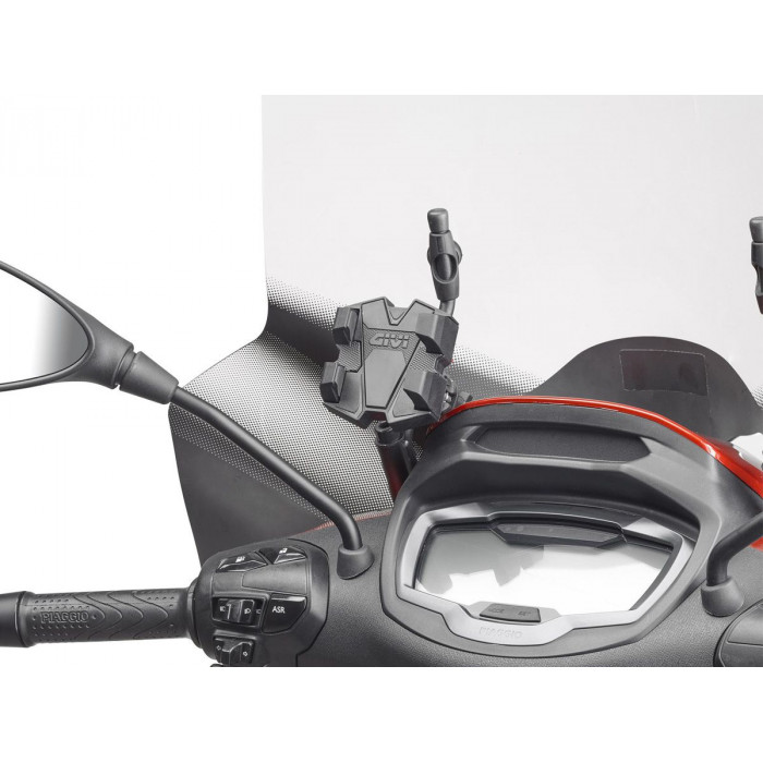 Кронтшейн GIVI S921 для установки навигатора/смартфона