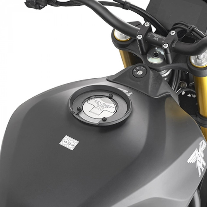 Крепеж GIVI BF86 TANKLOCK сумки на бак мотоцикла MOTO MORINI X-Cape 649 (21 > 24), Seiemmezzo SCR 650 (22 > 24