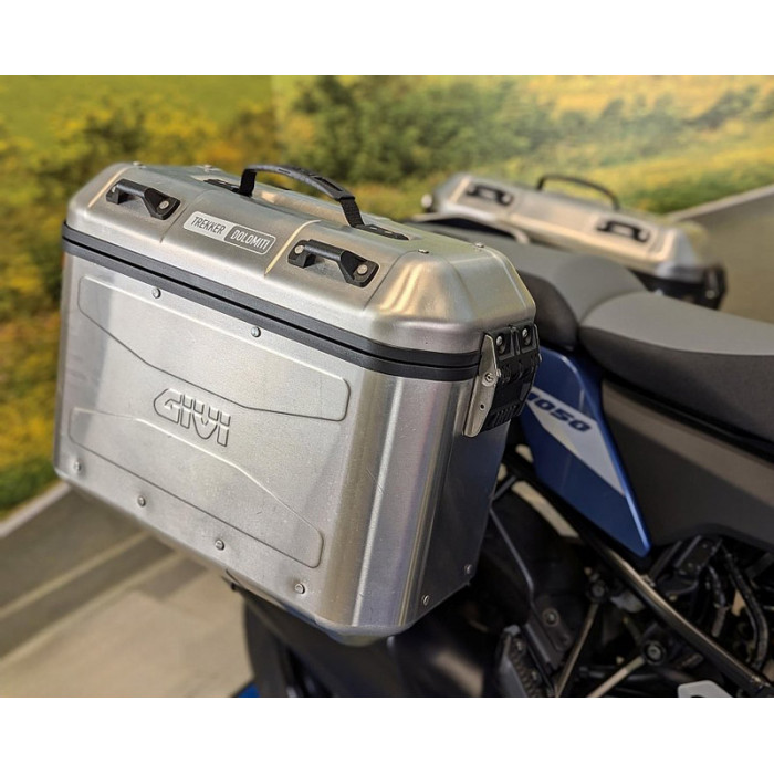 Крепеж боковых кофров GIVI PLO3118MK SUZUKI V-STROM1050 (20-21)
