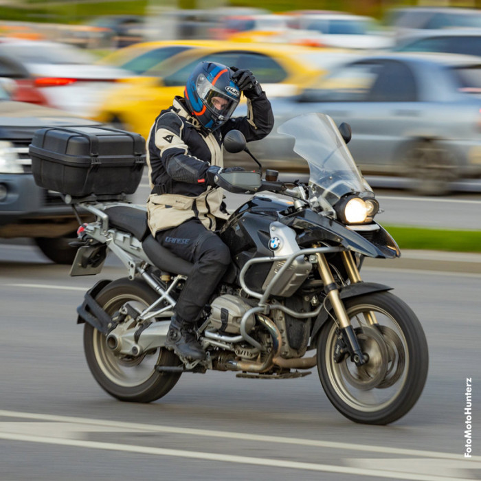 Крепеж ценрального кофра GIVI SR684 BMW R 1200 GS (04-12)