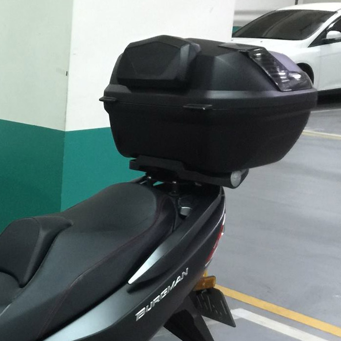 Крепеж центрального кофра GIVI SR3115 Suzuki Burgman 400 (06-16, 2017-)
