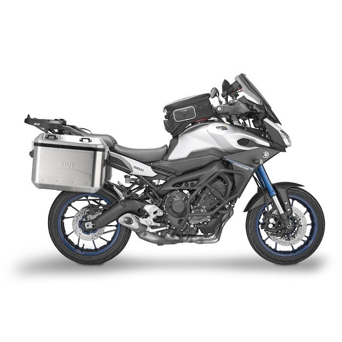 Стекло ветровое GIVI D2122S Yamaha MT-09 Tracer (15-17)