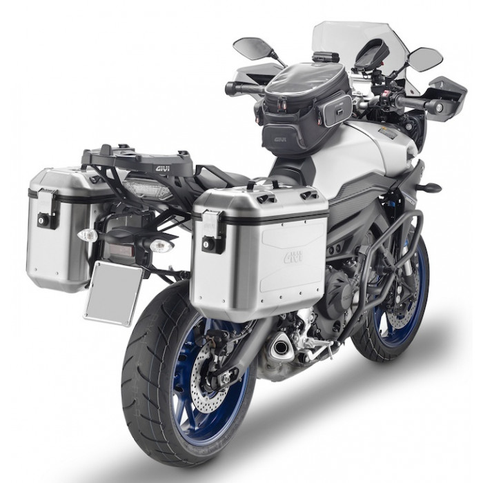 Стекло ветровое GIVI D2122S Yamaha MT-09 Tracer (15-17)