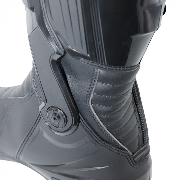 Мотоботы MCP ARVADA 2 Microfiber SP – Защита, подвижность и водонепроницаемость