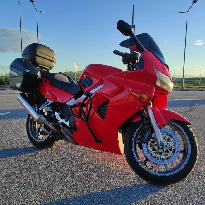 Крепеж боковых кофров GIVI PL257 Honda VFR800 (98-01)