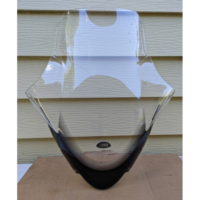 Стекло ветровое GIVI 266DT Suzuki Burgman 400 (06-16)