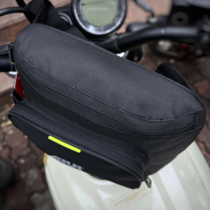 Сумка поясная текстильная GIVI EA145B