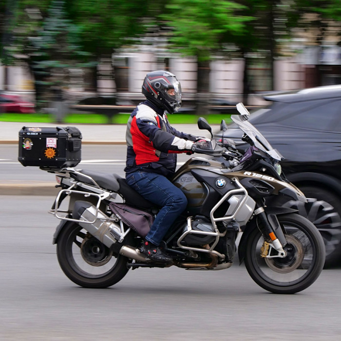 Крепеж центрального кофра GIVI SRA5112 BMW R1200GS Adventure (14-18)