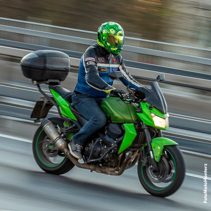 Крепеж центрального кофра GIVI 448FZ Kawasaki Z750 (07-14)/Z1000 (07-09