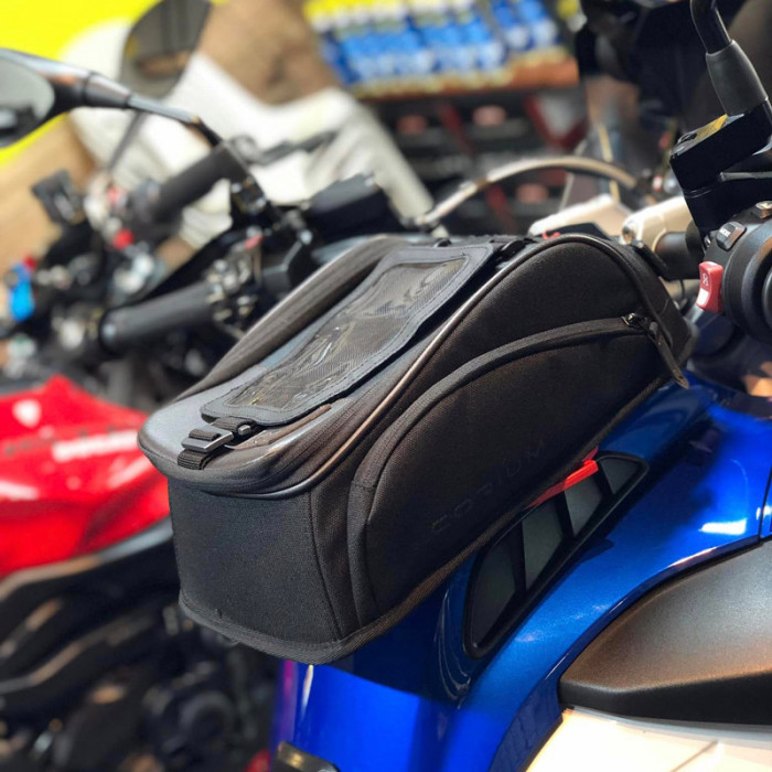 Сумка на бак GIVI CRM108 8 л. Tanklock