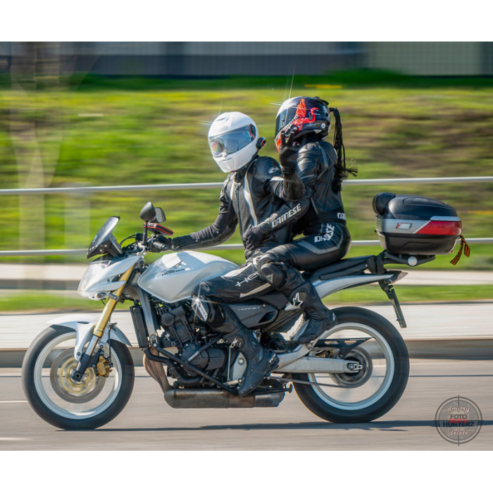 Крепеж центрального кофра GIVI 263FZ Hornet 600 (07-10)
