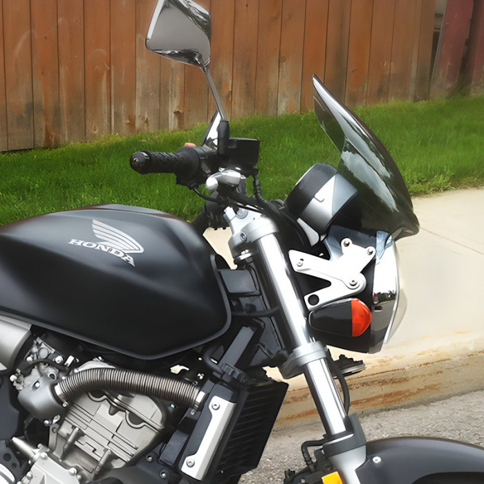 Стекло ветровое универсальное GIVI 240A