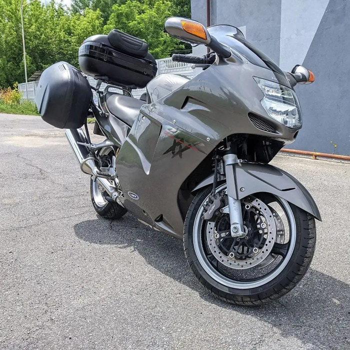 Крепеж центрального кофра GIVI 248F Honda CBR1100XX (97-09)