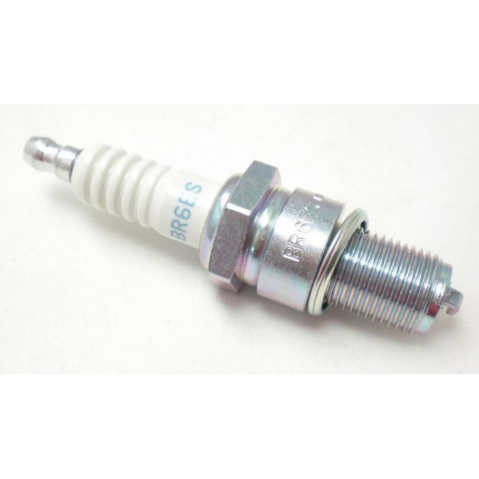 NGK BR6ES 055 свеча зажигания