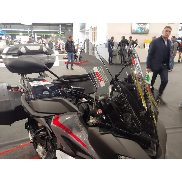 Стекло ветровое GIVI D2139S Yamaha Tracer 900/Tracer 900 GT (18)