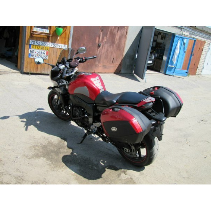 Крепеж боковых кофров GIVI PLX359KIT Yamaha FZ1 Fazer 1000 (06-15)