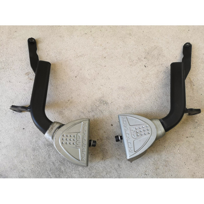 Крепеж центрального кофра GIVI 639F BMW F 650 GS (00-03)