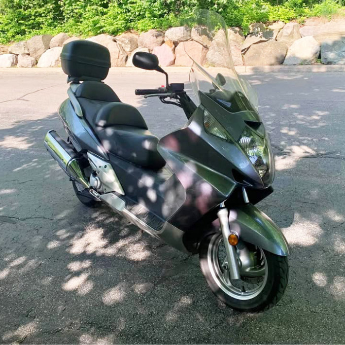 Стекло ветровое GIVI 214DT Honda Silver Wing 400/600 (01-09)