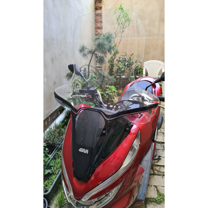 Стекло ветровое GIVI 1163DT HONDA PCX 125 (18-20)