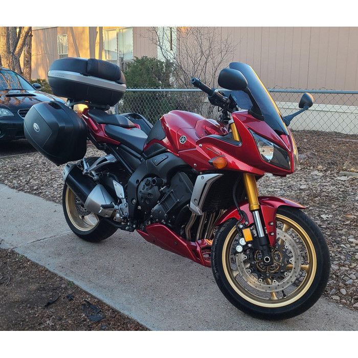 Крепеж центрального кофра GIVI 359FZ Yamaha FZ1 Fazer 1000 (06-15)