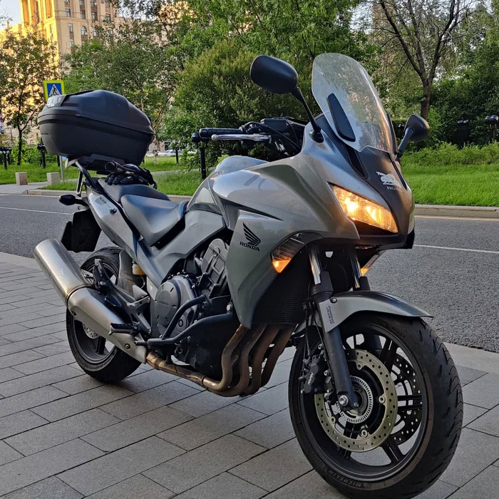 Крепеж центрального кофра GIVI SR777M Honda CBF1000/CBF1000ST (10-14)