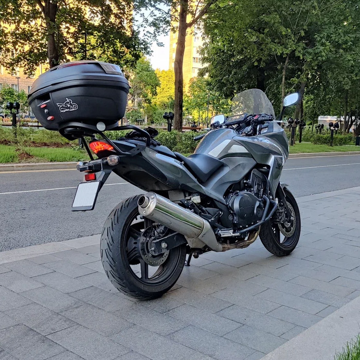 Крепеж центрального кофра GIVI SR777M Honda CBF1000/CBF1000ST (10-14)