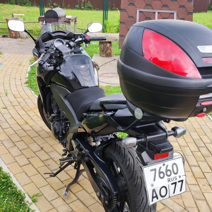 Крепеж центрального кофра GIVI SR777M Honda CBF1000/CBF1000ST (10-14)