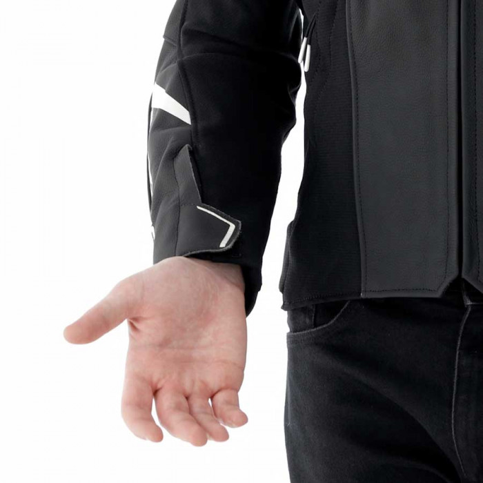 Мотокуртка кожаная Alpinestars FASTER V3 – Спортивный стиль и защита