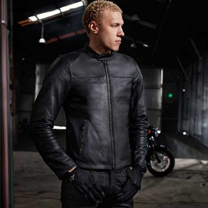Мотокуртка кожаная Alpinestars Blacktrack – Классика кафе-рейсер с современной защитой