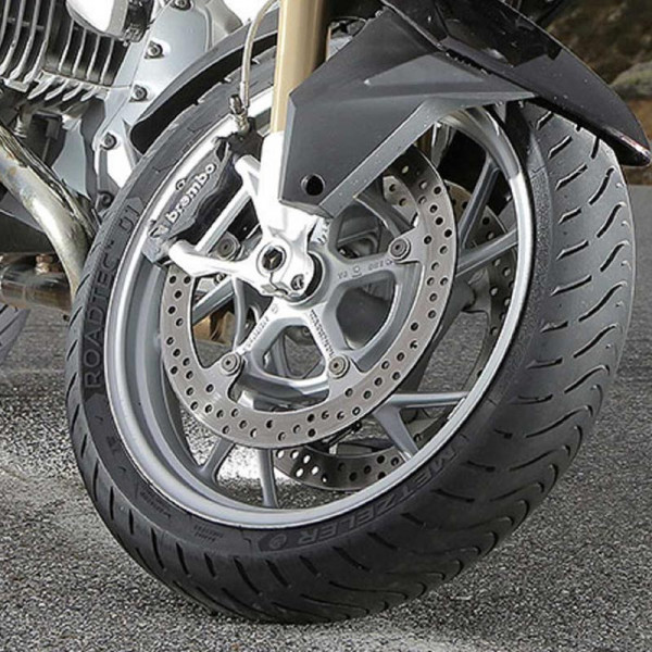 Мотошина задняя Roadtec 01 180/55ZR17 73W TL (HWM)