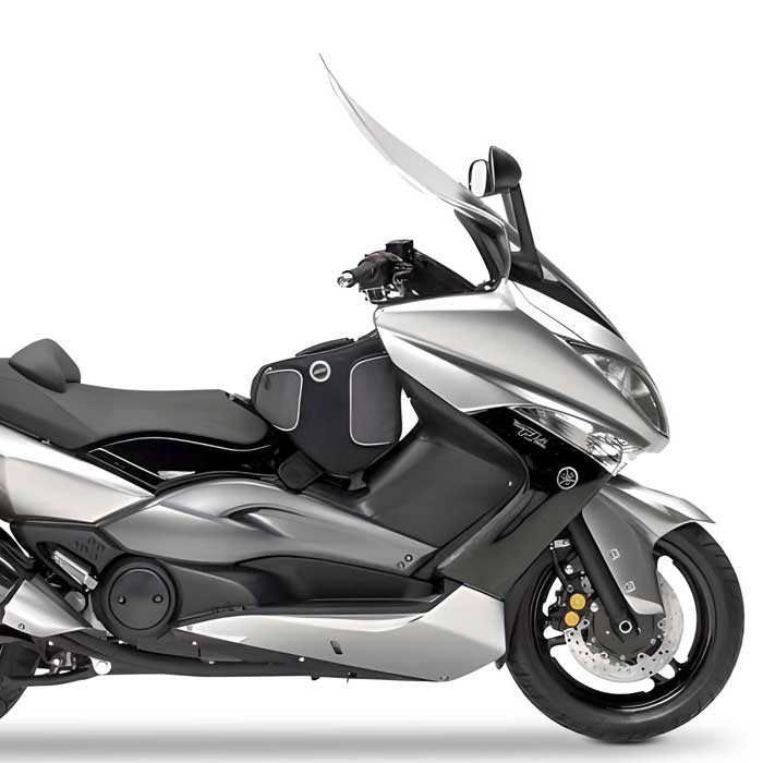 Стекло ветровое GIVI D442ST Yamaha T-MAX 500 (08-11)