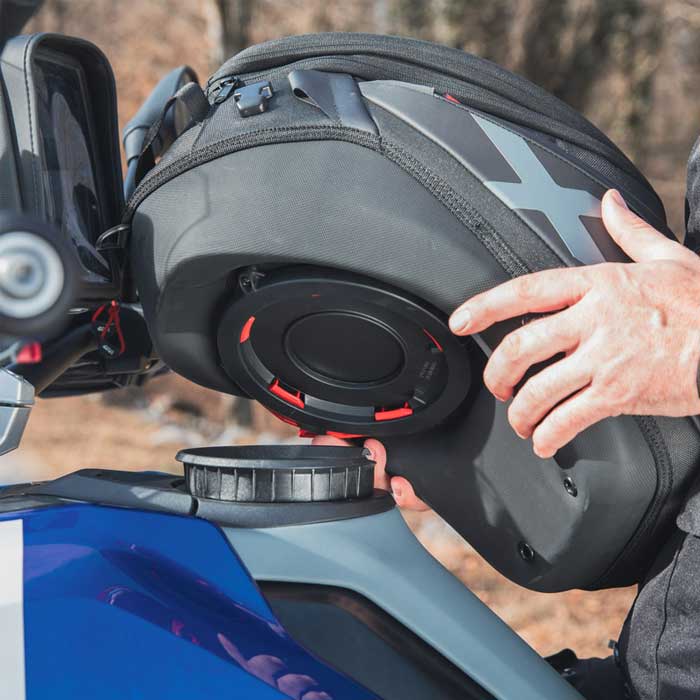 Сумка на бак GIVI XL04B X-LINE TANKLOCK spec. BMW GS, KTM 1290, VOGE VALICO